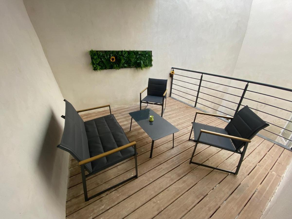 Logement Tout Equipe Layrac Экстерьер фото